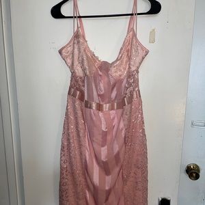 PrettyLittleThing Pink lace and mesh dress plus size